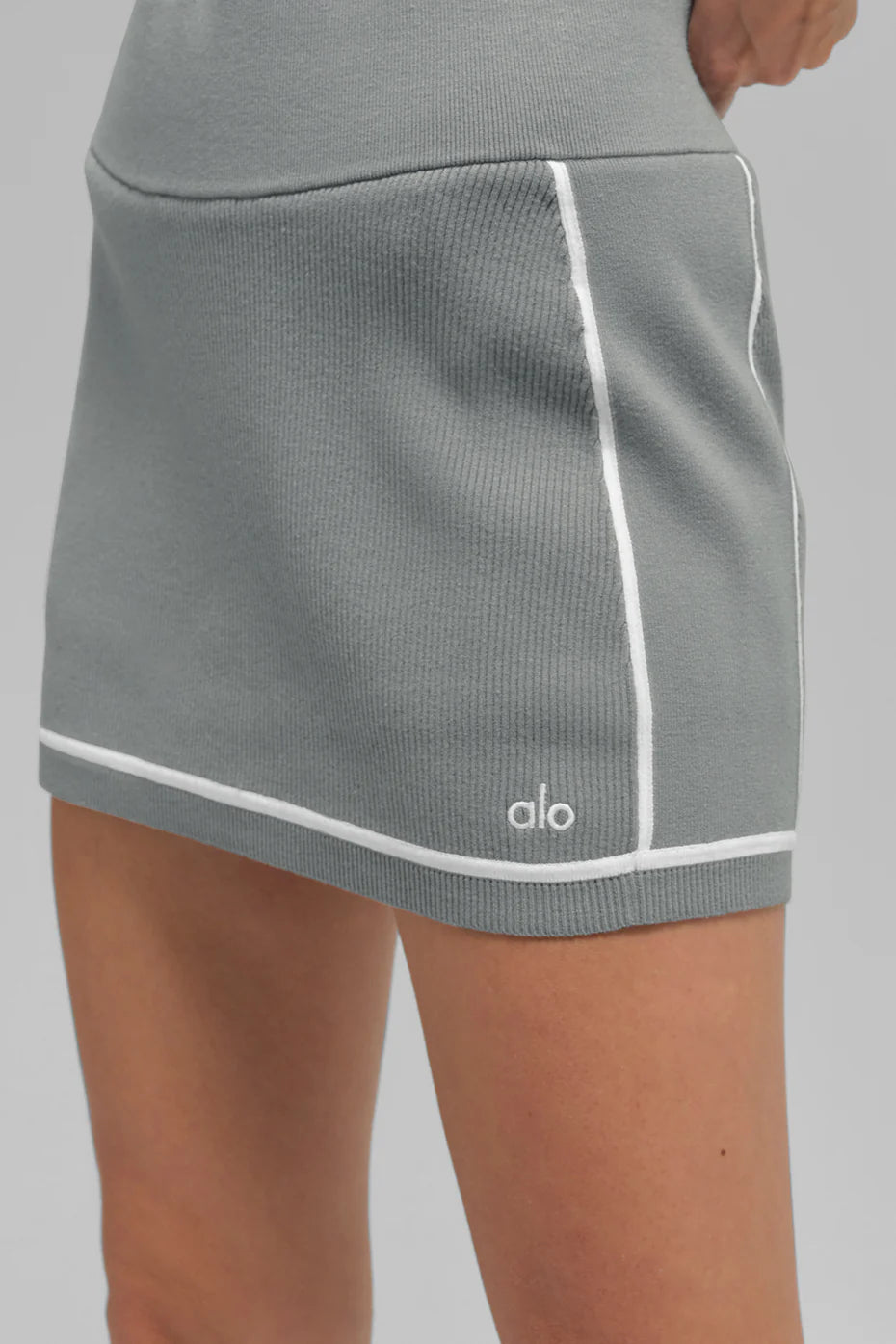 Ribbed Sweater Knit Highline Mini Skirt - Lunar Grey/White